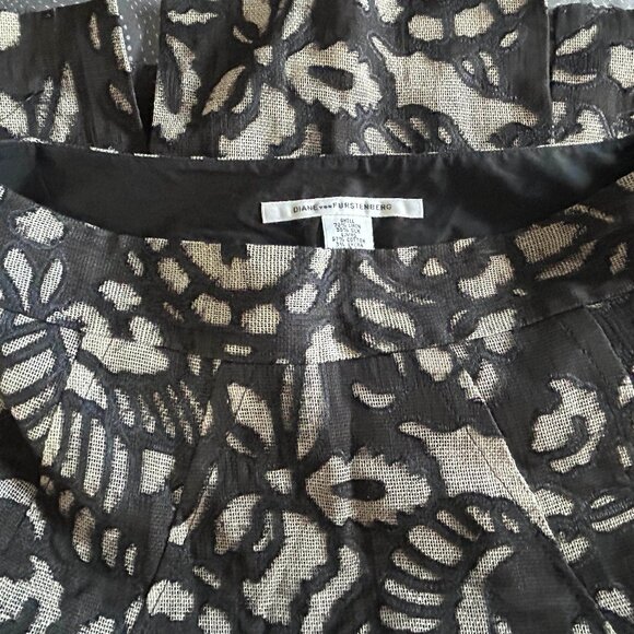 DVF Straight Linen Skirt - Picture 3 of 3